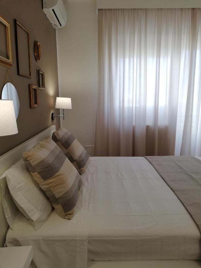 Ostuni Crispi House Hotel Bagian luar foto